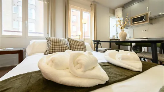 Apartments in Madrid Ciudad Lineal - photo 9