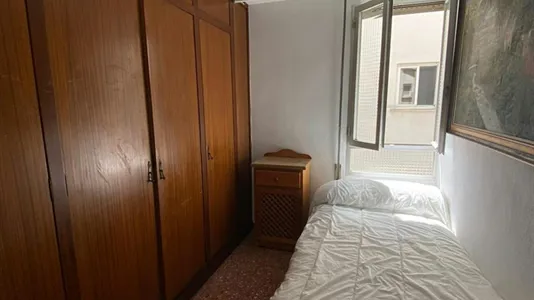 Rooms in la Fontsanta - photo 8