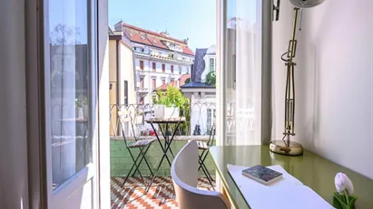 Room for rent in Milano Zona 6 - Barona, Lorenteggio, Milan