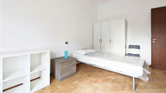 Rooms in Milano Zona 8 - Fiera, Gallaratese, Quarto Oggiaro - photo 10