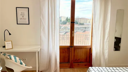 Rooms in Florence - photo 2