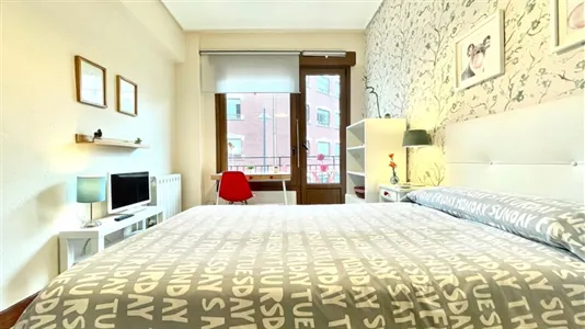 Rooms in Bilbao - photo 8