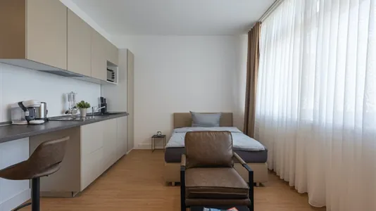 Apartments in Berlin Mitte - photo 4