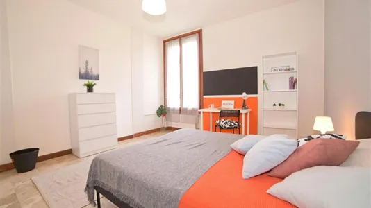 Rooms in Lecco - photo 2