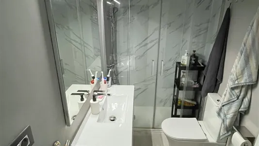 Rooms in Bilbao - photo 10