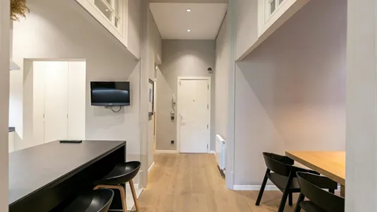 Apartments in Barcelona Eixample - photo 9