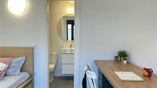 Rooms in Madrid San Blas - photo 4