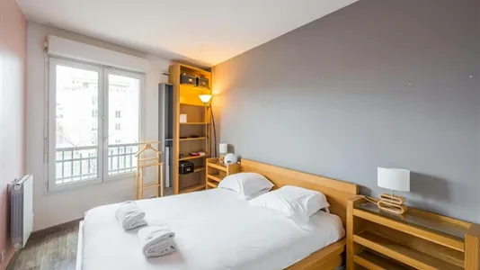 Apartments in Nanterre - photo 10