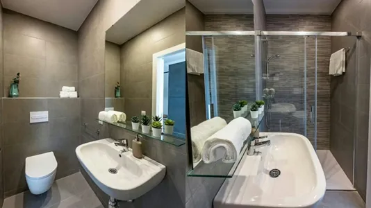 Rooms in Granada - photo 2