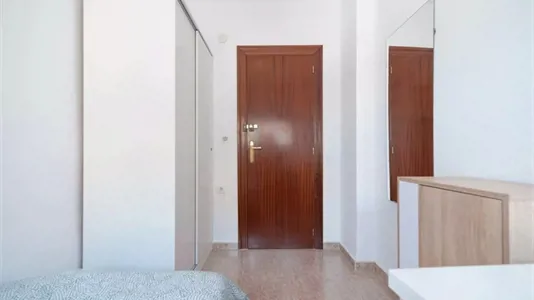 Rooms in Castellón de la Plana/Castelló de la Plana - photo 1