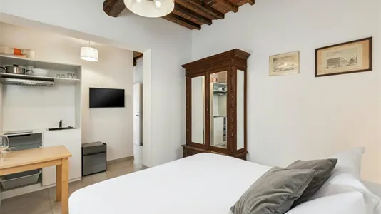 Apartments in Florence - photo 3