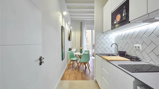 Apartments in Barcelona Ciutat Vella - photo 9