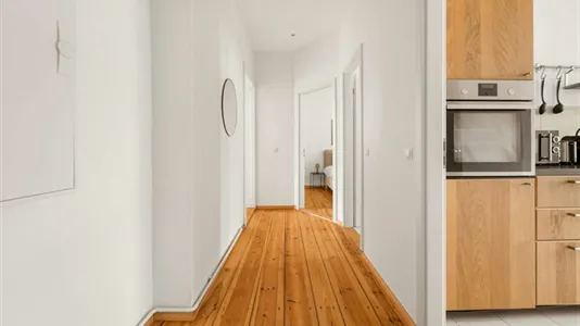 Apartments in Location is not specified - photo 8