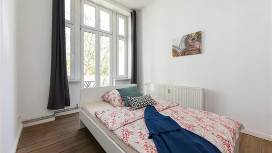 Rooms in Berlin Charlottenburg-Wilmersdorf - photo 2