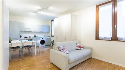 Apartment for rent in Milano Zona 6 - Barona, Lorenteggio, Milan