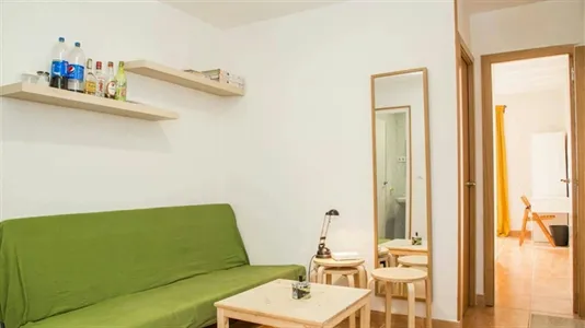 Rooms in Barcelona Ciutat Vella - photo 6