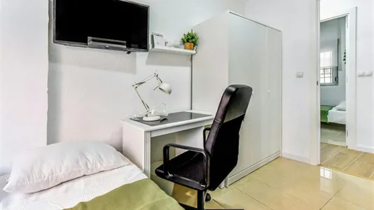 Rooms in Valladolid - photo 3