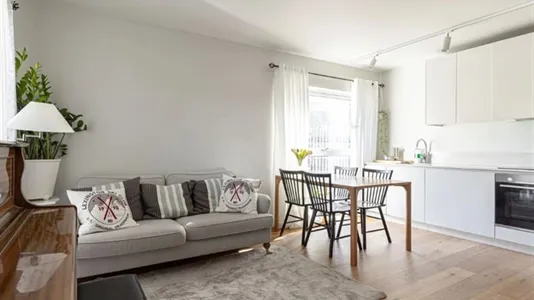 Houses in Eskilstuna - photo 1