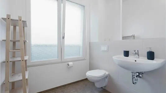 Rooms in Berlin Mitte - photo 10