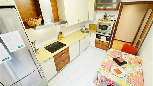 Rooms in Arrigorriaga - photo 9