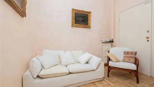 Rooms in Milano Zona 2 - Stazione Centrale, Gorla, Turro, Greco, Crescenzago - photo 8