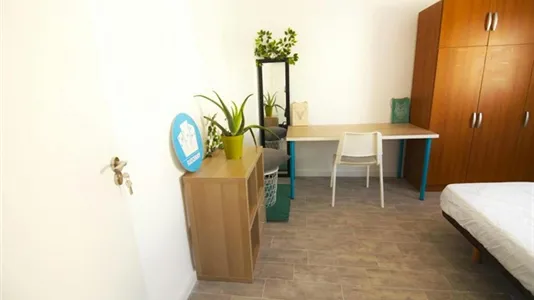 Rooms in Valencia Algirós - photo 3