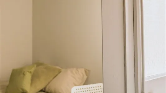 Rooms in Barcelona Eixample - photo 6