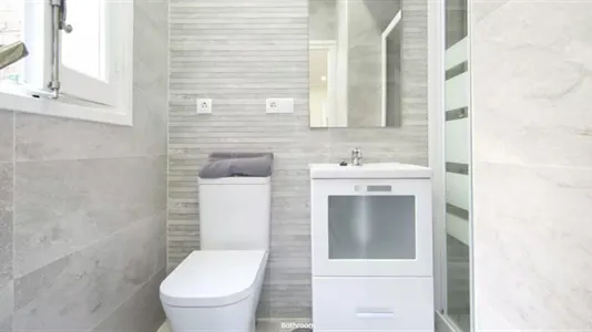Rooms in Madrid Salamanca - photo 9