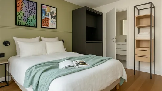 Apartments in Paris 18ème arrondissement - Montmartre - photo 2