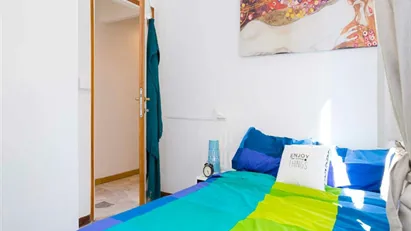 Room for rent in Milano Zona 6 - Barona, Lorenteggio, Milan