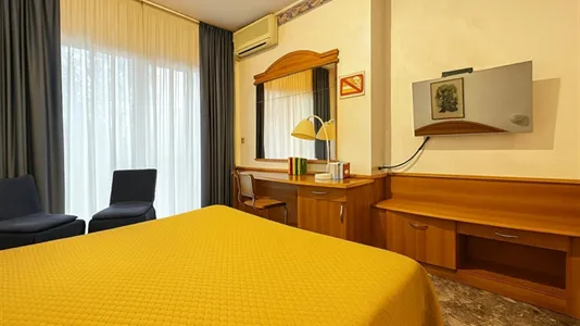Rooms in Novara - photo 1