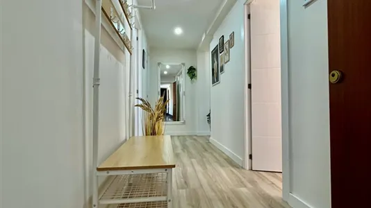 Rooms in Zaragoza - photo 9