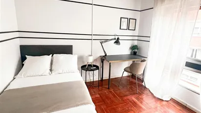 Room for rent in Madrid Moncloa-Aravaca, Madrid