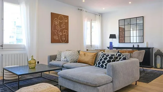 Apartments in Barcelona Eixample - photo 8