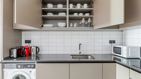 Apartments in Barcelona Ciutat Vella - photo 7