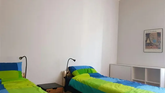 Rooms in Turin - photo 2