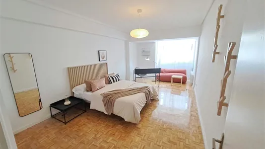 Rooms in Madrid Salamanca - photo 1