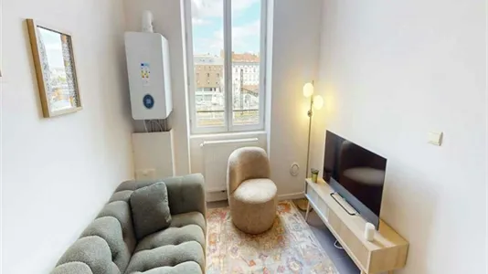 Rooms in Lyon - photo 4