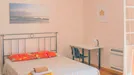 Room for rent, Athens, Themistokleous