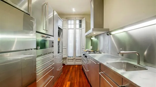 Rooms in Barcelona Gràcia - photo 8