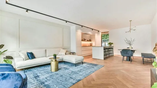 Apartments in Amsterdam Centrum - photo 3