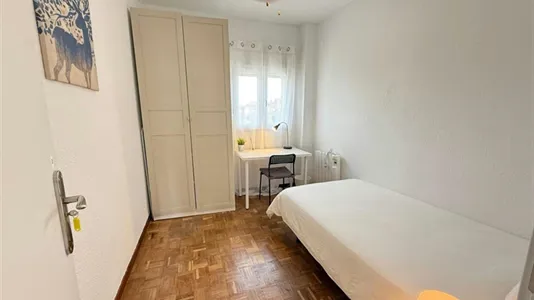 Rooms in Madrid Carabanchel - photo 1
