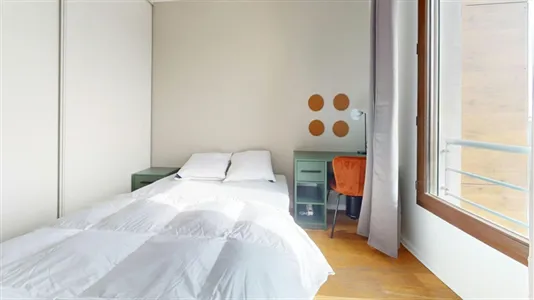 Rooms in Saint-Denis - photo 10