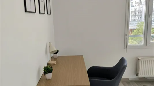 Rooms in Grenoble - photo 3