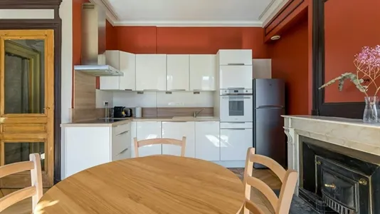 Apartments in Lyon - photo 5