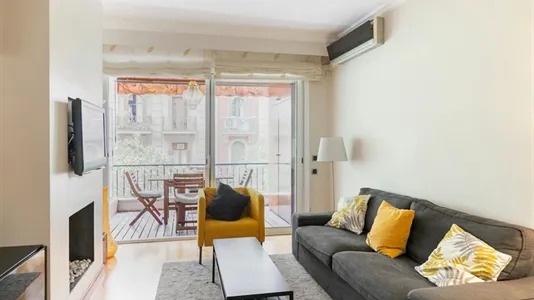 Apartments in Barcelona Eixample - photo 2