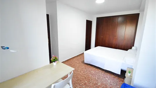 Rooms in Valencia Algirós - photo 5