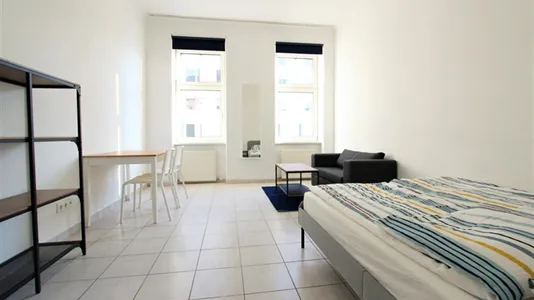 Apartments in Wien Rudolfsheim-Fünfhaus - photo 4