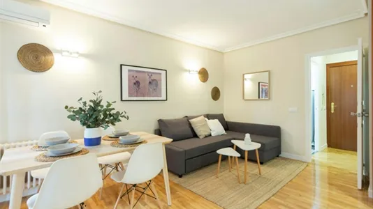 Houses in Madrid Salamanca - photo 7