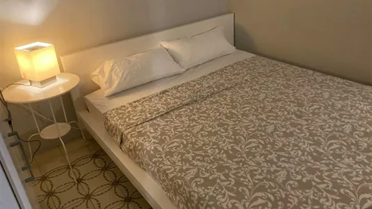 Rooms in Barcelona Eixample - photo 7